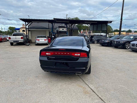 2014 Dodge Charger SE