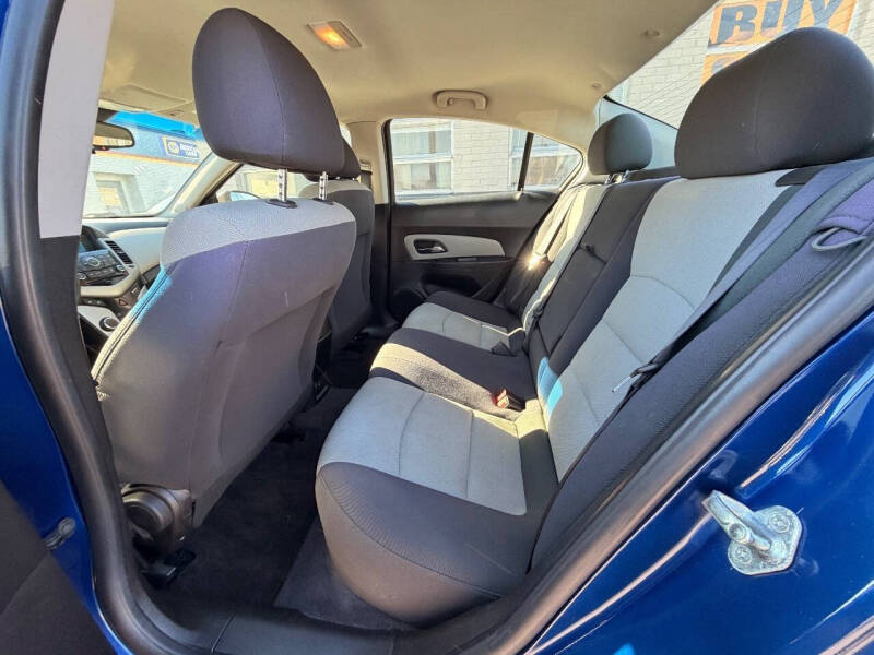 2012 Chevrolet Cruze LS