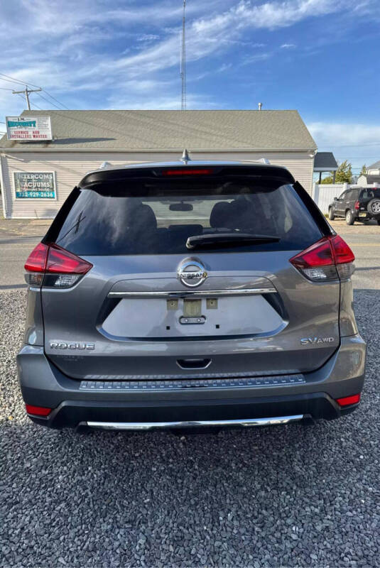 2017 Nissan Rogue SV