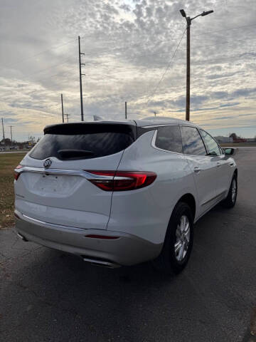 2020 Buick Enclave Essence