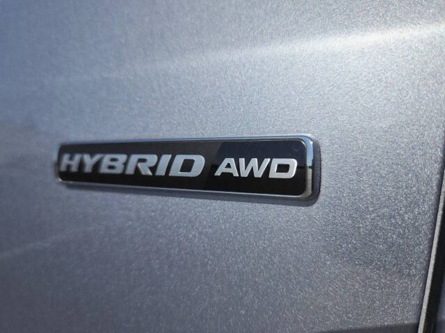 2022 Ford Escape Hybrid Titanium