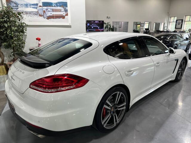 2016 Porsche Panamera