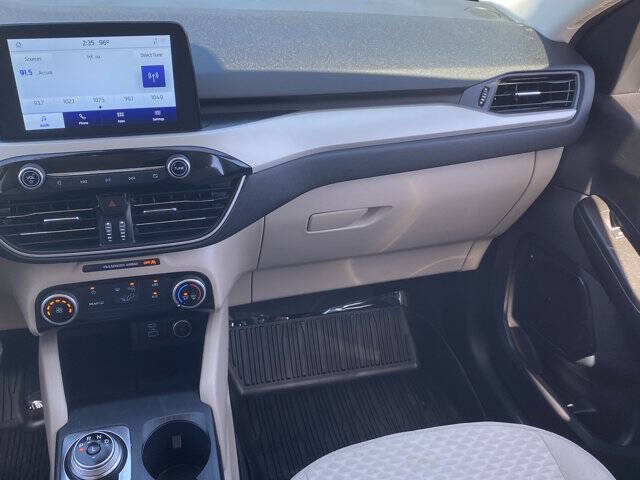 2021 Ford Escape SE
