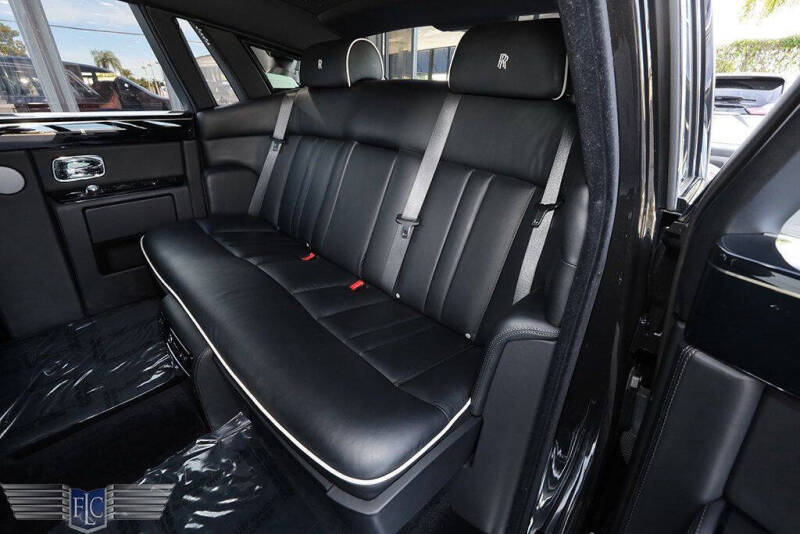 2016 Rolls-Royce Phantom