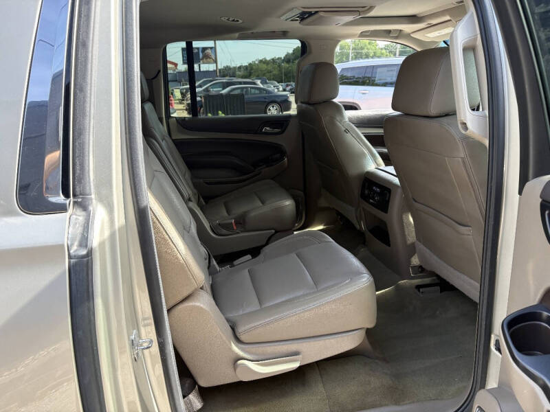 2016 Chevrolet Suburban LT