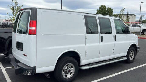 2024 GMC Savana 2500