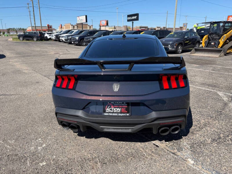 2024 Ford Mustang Dark Horse