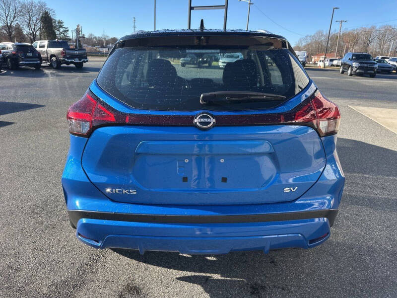 2024 Nissan Kicks SV