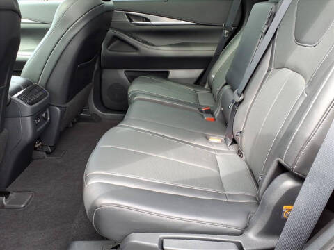 2022 Infiniti QX60 Luxe