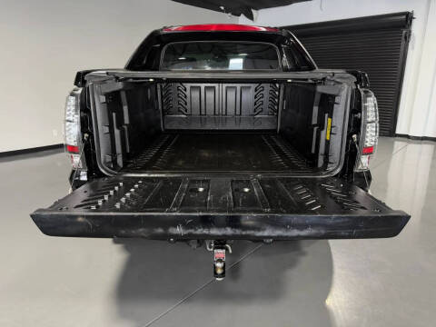 2013 Chevrolet Avalanche LTZ Black Diamond