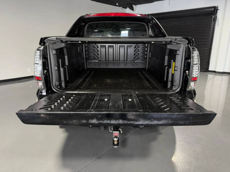 2013 Chevrolet Avalanche LTZ Black Diamond