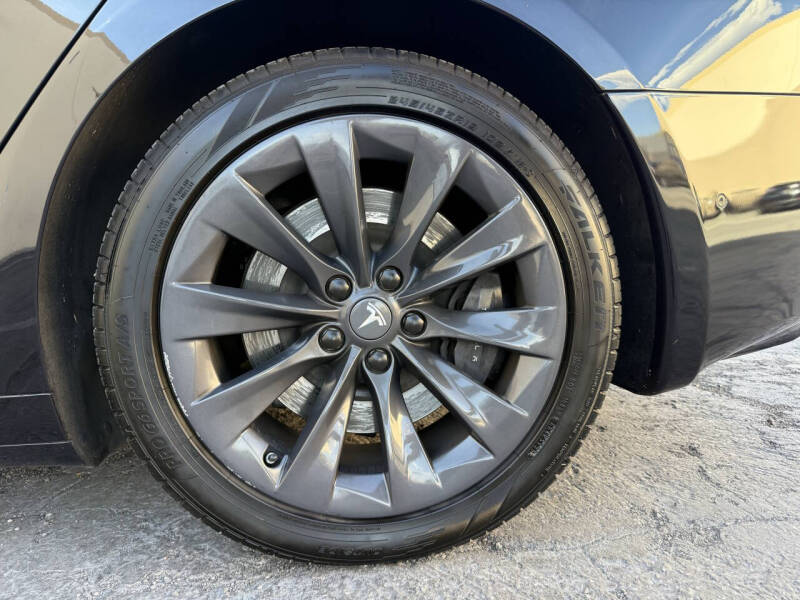 2018 Tesla Model S 75D