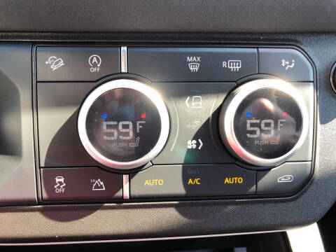 2023 Land Rover Defender 110 SE