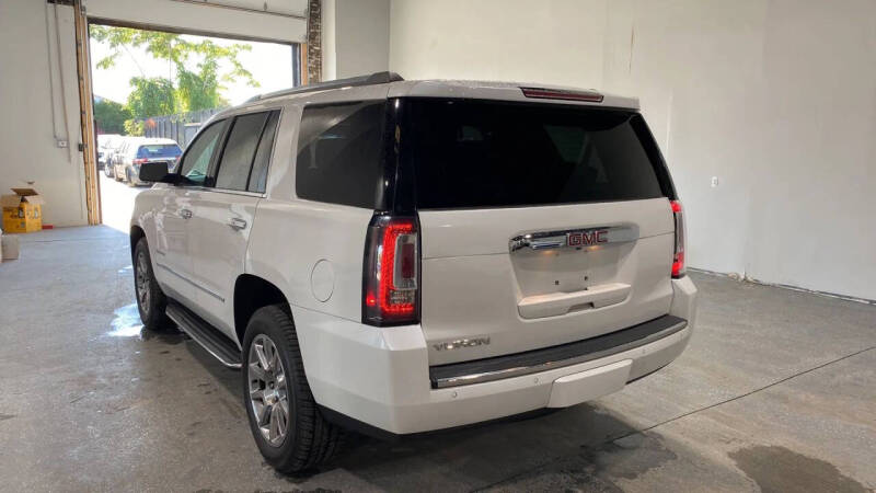 2017 GMC Yukon Denali
