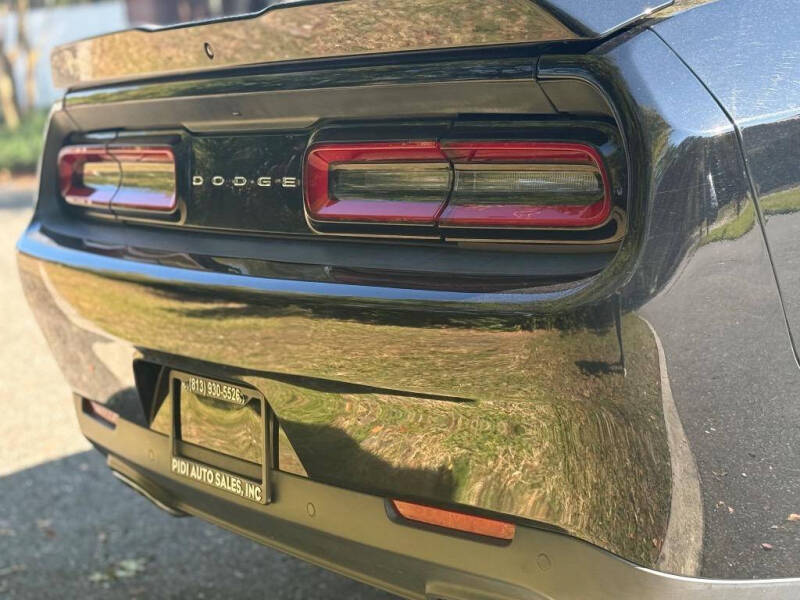 2016 Dodge Challenger SXT