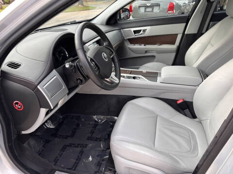 2012 Jaguar XF