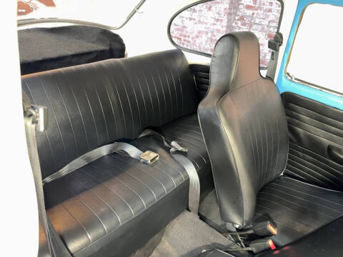 1972 Volkswagen Super Beetle