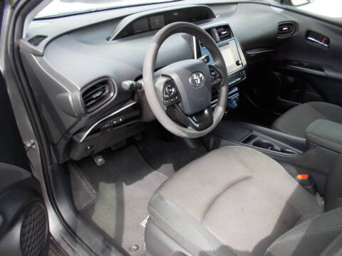 2019 Toyota Prius LE