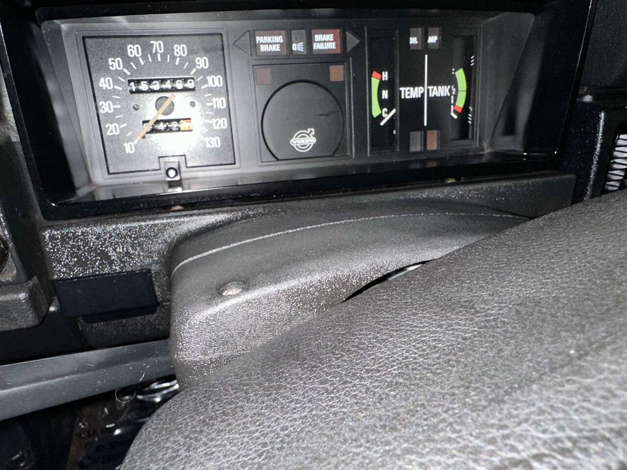 1979 Volvo 244DL 29