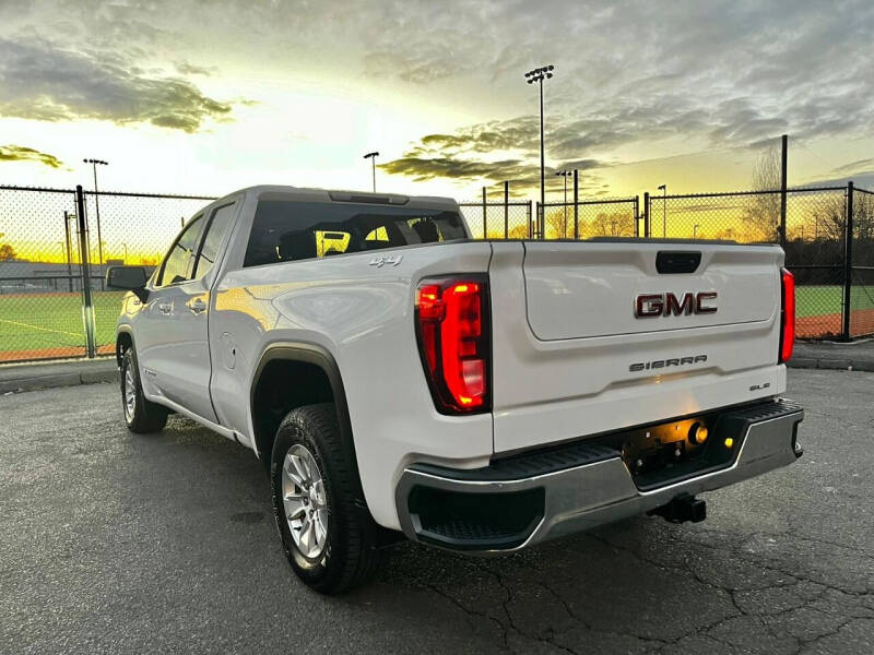 2022 GMC Sierra 1500 SLE