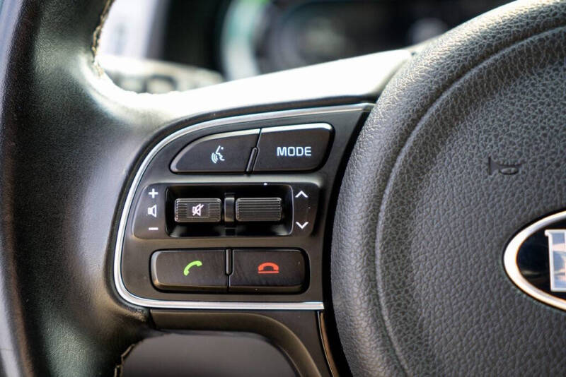 2019 Kia Niro S Touring