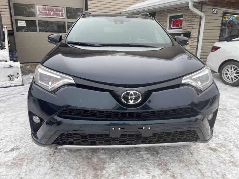 2017 Toyota RAV4 SE