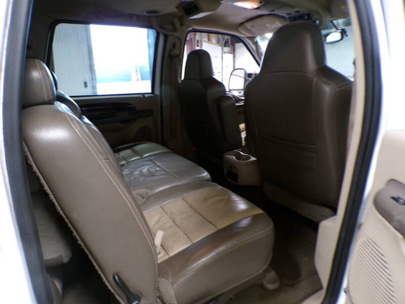 2004 Ford Excursion Eddie Bauer