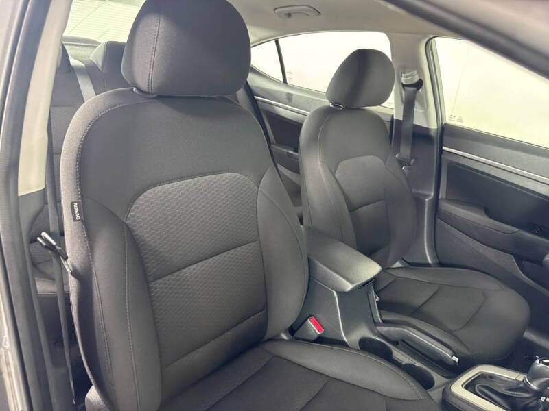 2020 Hyundai Elantra