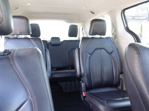 2019 Chrysler Pacifica Touring L