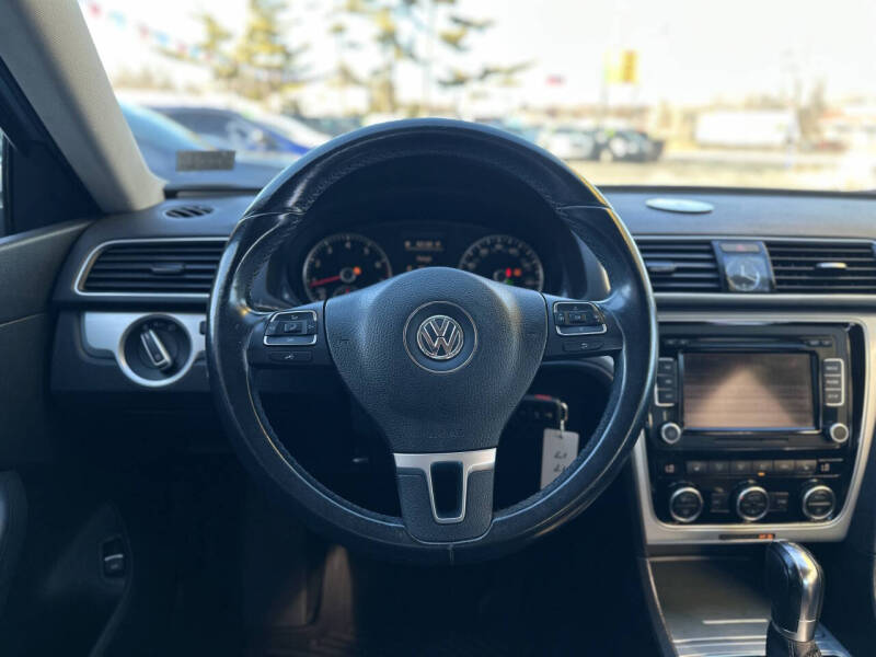2012 Volkswagen Passat SE PZEV