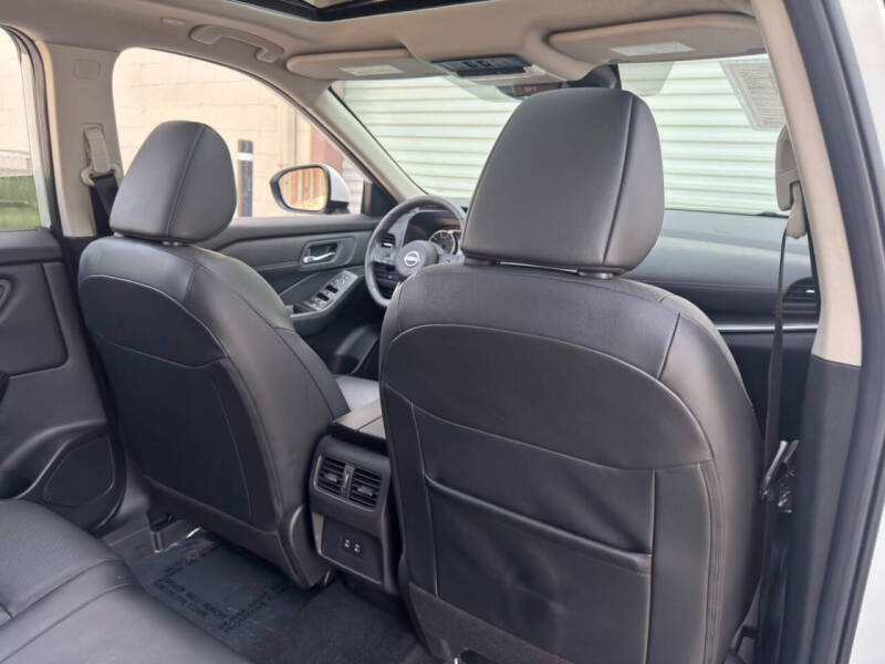 2024 Nissan Rogue SV