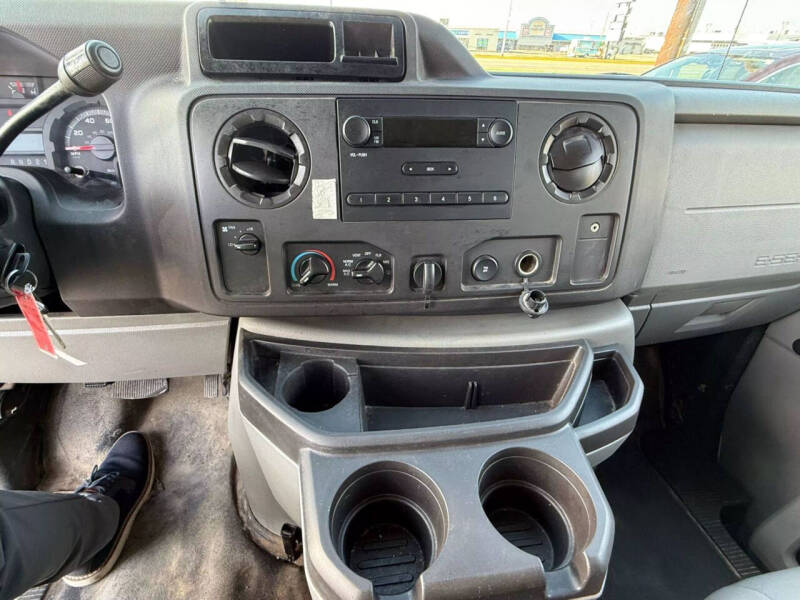 2013 Ford E-Series E-150