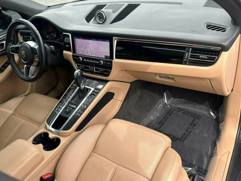 2020 Porsche Macan