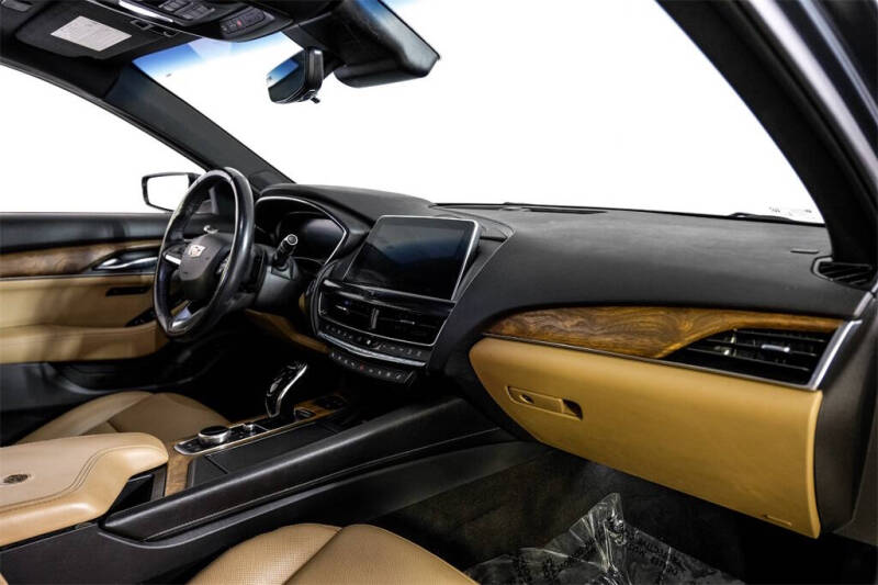 2022 Cadillac CT5 Premium Luxury