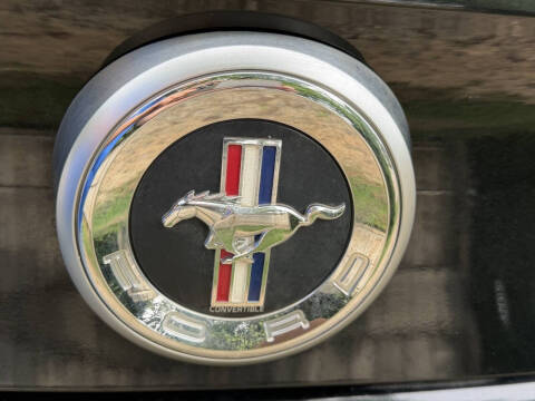 2012 Ford Mustang V6