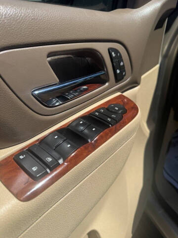 2012 Chevrolet Suburban LT