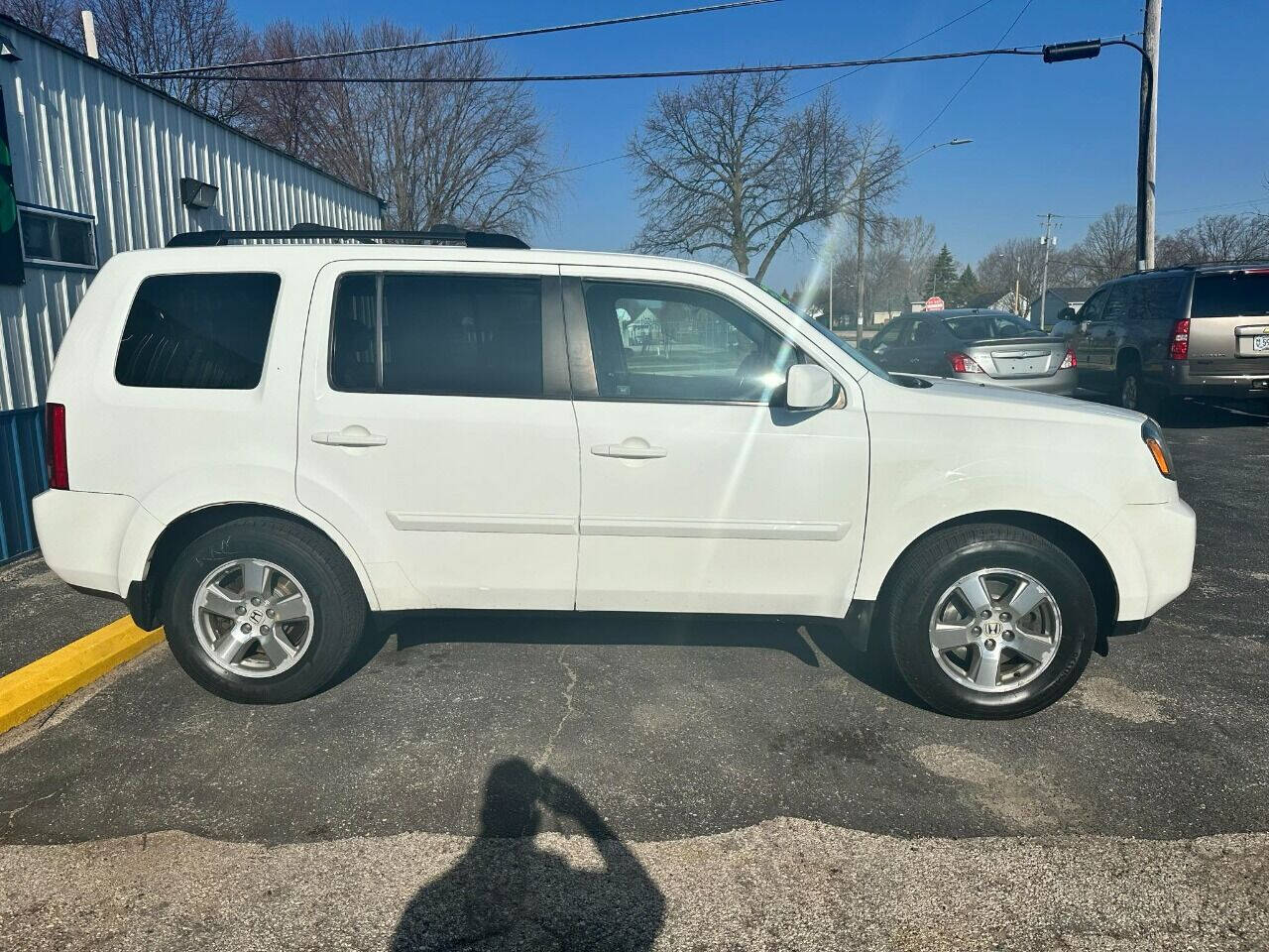 2011 Honda Pilot for sale at GREATNESS AUTO SALES in Green Bay, WI