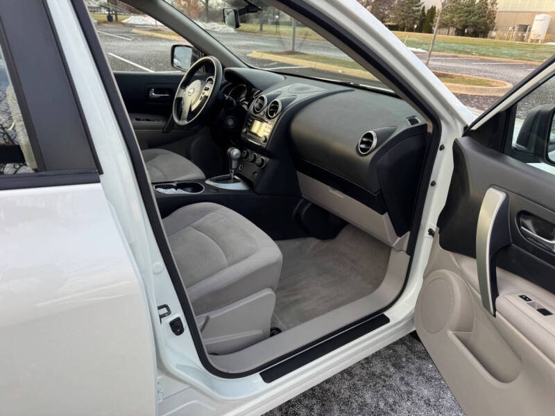 2014 Nissan Rogue Select S