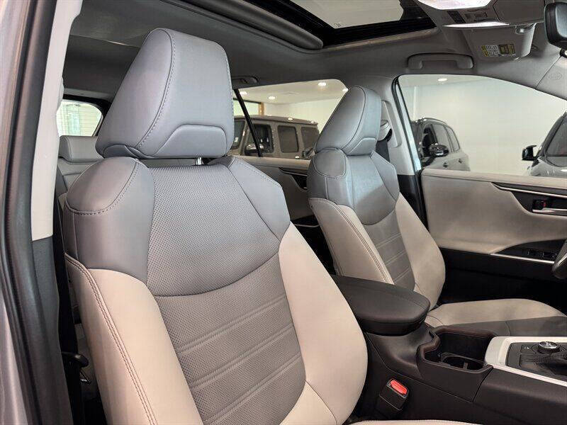 2023 Toyota RAV4 Hybrid Limited