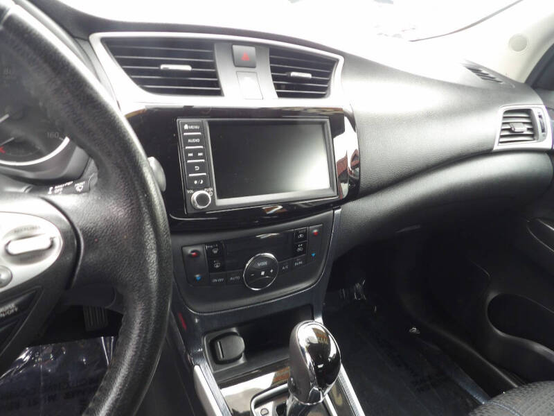 2019 Nissan Sentra SR