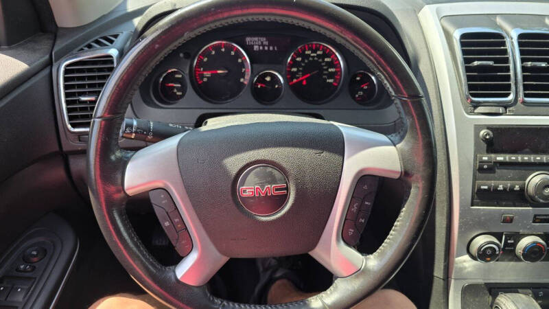2011 GMC Acadia SLE