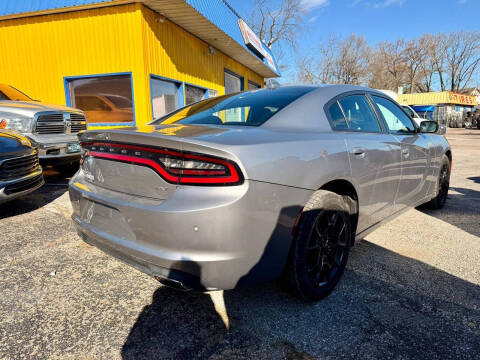 2015 Dodge Charger SXT