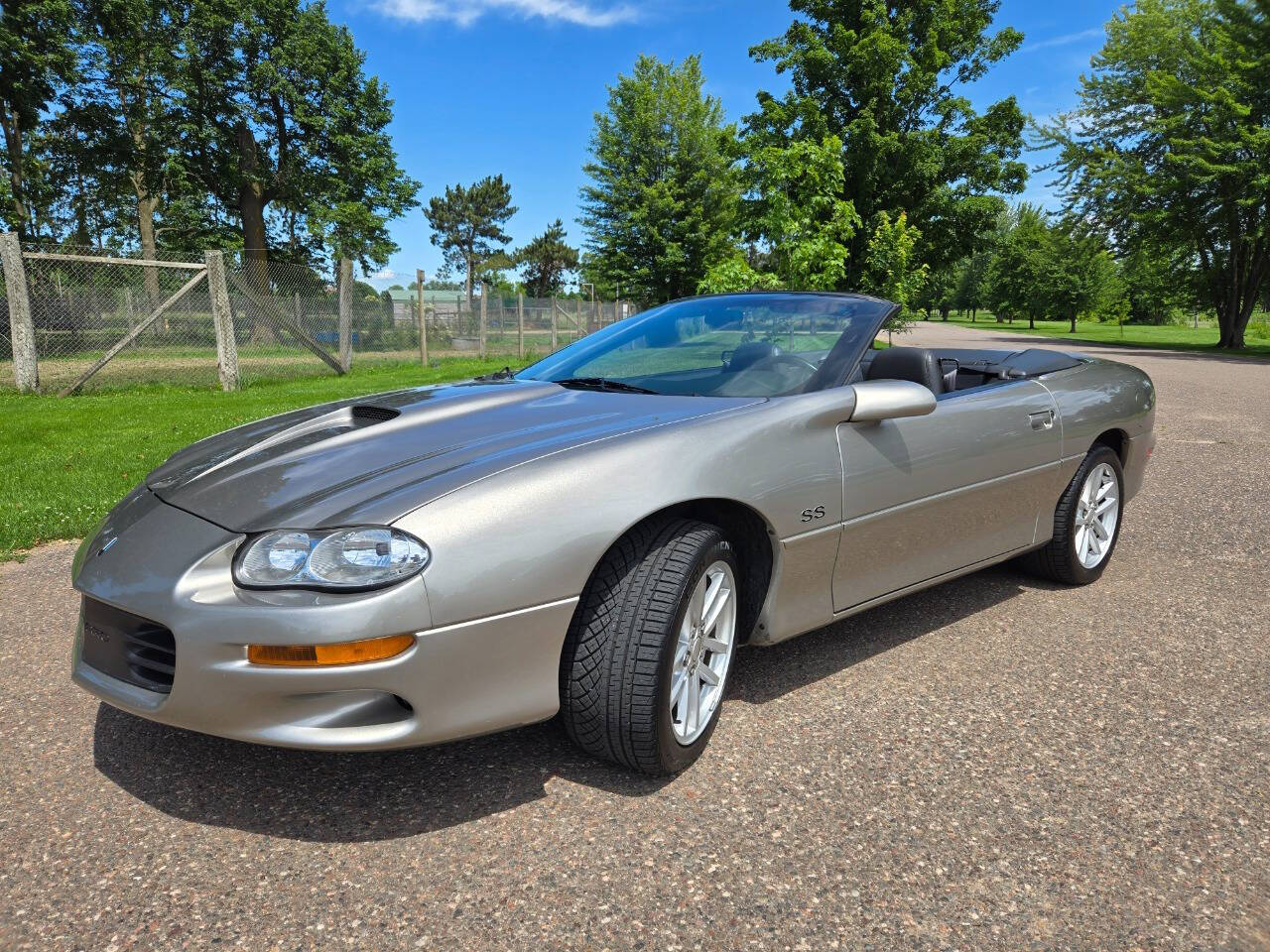 2002 Chevrolet Camaro 11