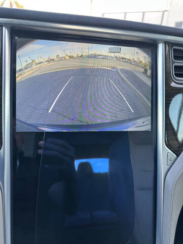 2015 Tesla Model S 85