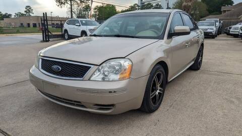 2006 Ford Five Hundred for sale at Gocarguys.com in Houston TX
