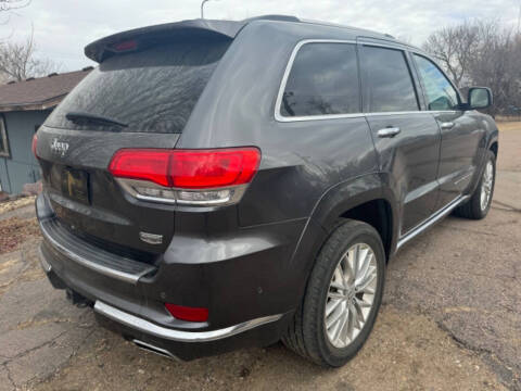 2017 Jeep Grand Cherokee Summit