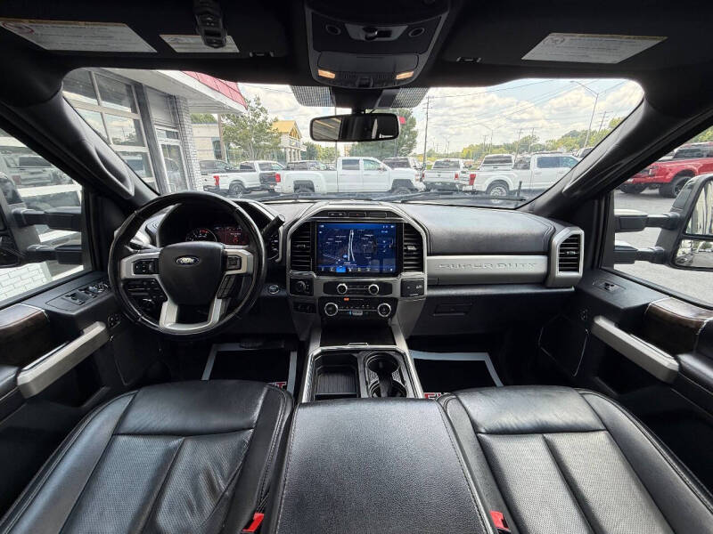 2022 Ford F-350 Super Duty Lariat