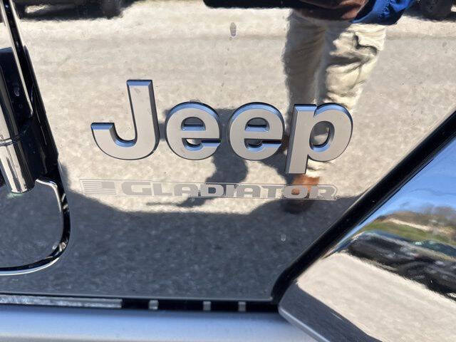 2026 Jeep Gladiator Willys