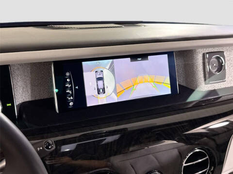 2023 Rolls-Royce Phantom