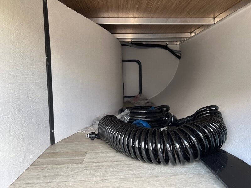 2025 Reign 18RB